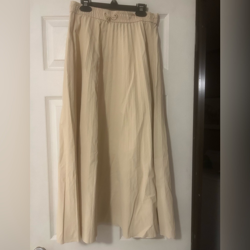 Zara Cream Pleated Maxi Skirt